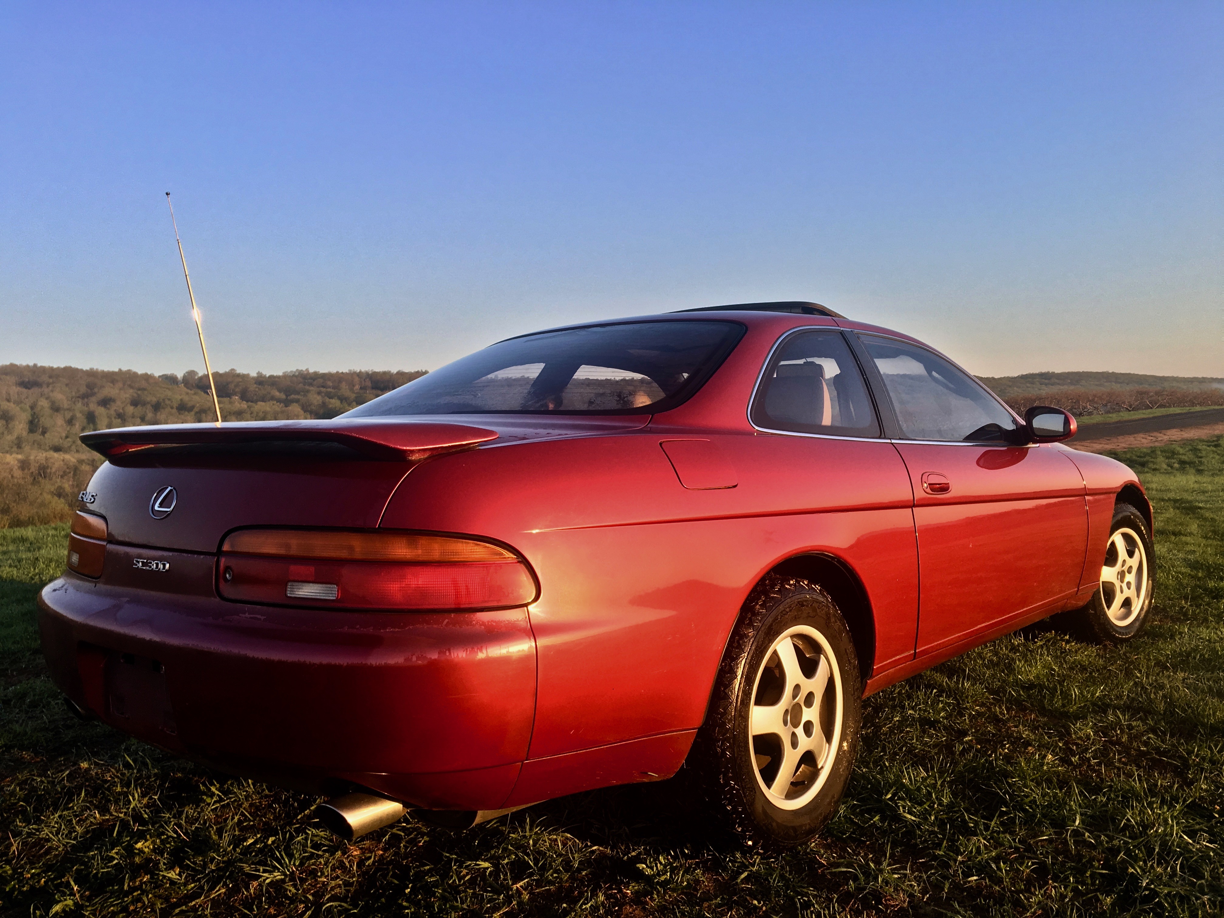1993 Lexus SC 300 – Supra-Platform 2JZ GT Coupe, Refined Rear-Drive Lexus Classic — photo 16